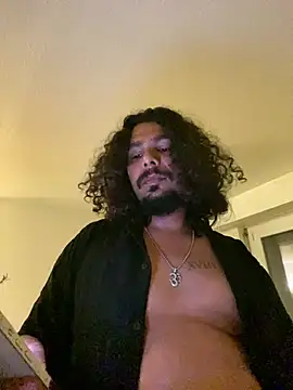 daddyvibes: διαδικτυακό σόου στην κάμερα