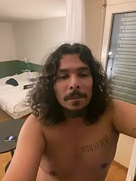 daddyvibes Chat XXX in diretta