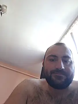 StrictBobbyn Webbikameraesitys