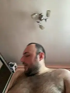 StrictBobbyn Webbikameraesitys