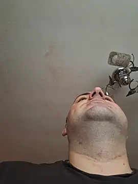 StrictBobby Webcam show
