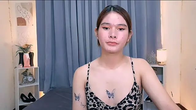 Pokazy przed kamerką – Mimi_Mckinley