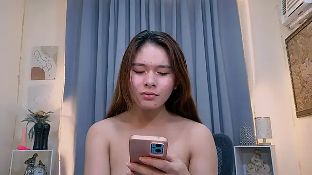 Mimi_Mckinley's Webcam Show