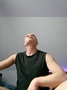 INVISIBLEKUBAn Webbikameraesitys
