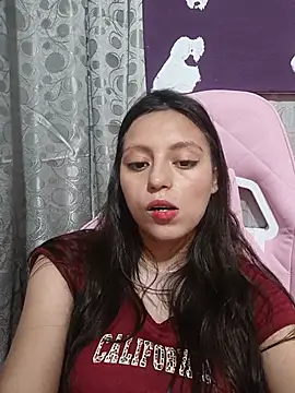 Lahila_: онлайн-секс-чат
