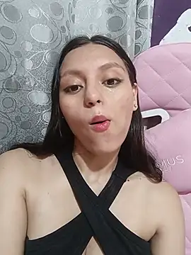 Sala de chat en directo de Lahila_