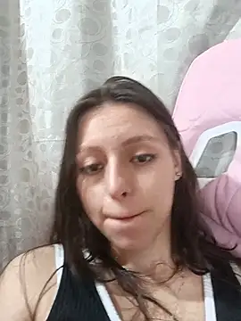 Lahila_ Chat XXX in diretta