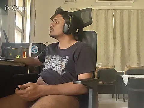 Bakasur_19's Webcam Show