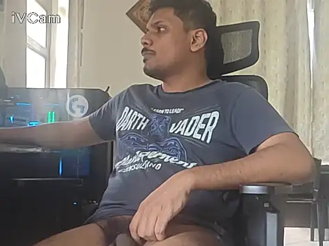 Show de Bakasur_19 na webcam