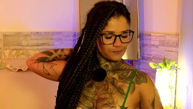 xbigpeach Chat XXX in diretta