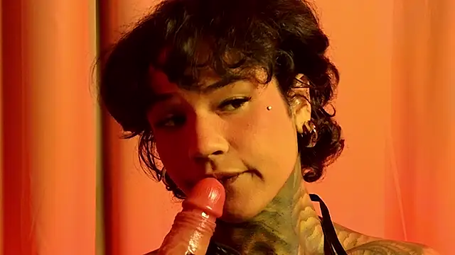 xbigpeach's Live XXX Chat