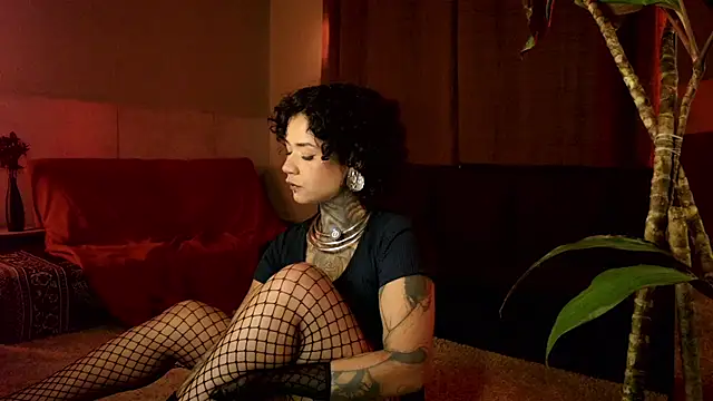 Chat +18 de NinaKallen ao vivo