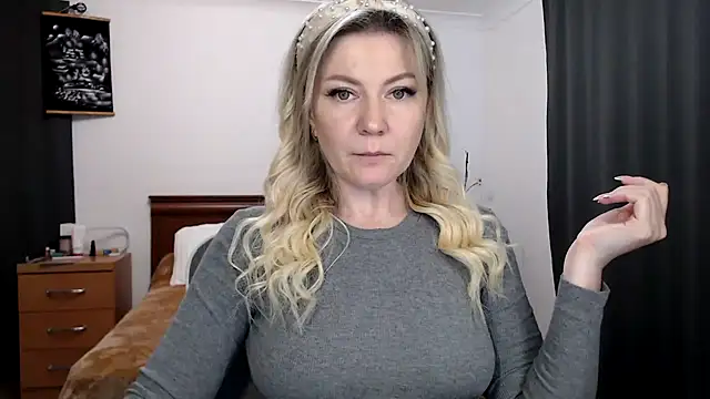 ParadiseAlina Chat XXX live