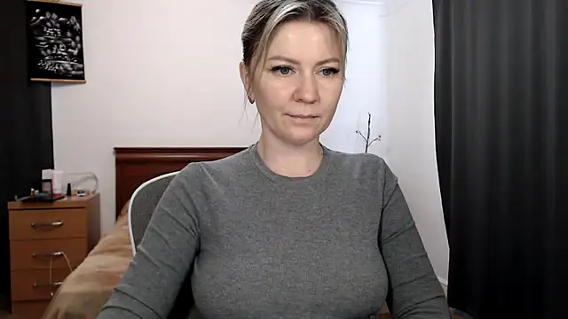ParadiseAlina's Live XXX Chat