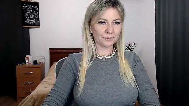 ParadiseAlina XXX чат на живо