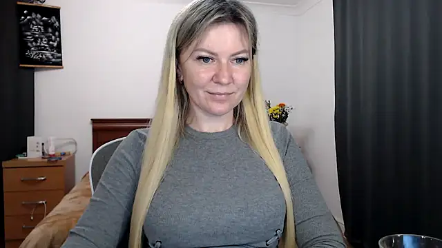 ParadiseAlina Chat XXX live