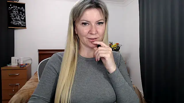ParadiseAlina Adlı Modelin Canlı XXX Sohbeti