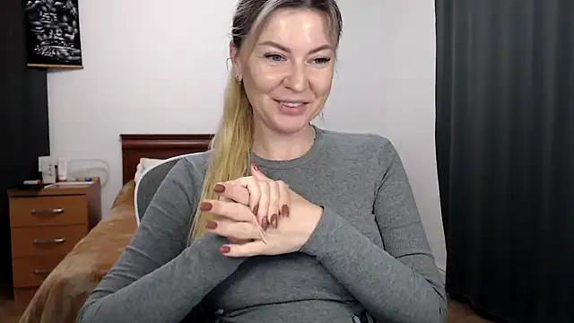 Chat XXX en directo de ParadiseAlina