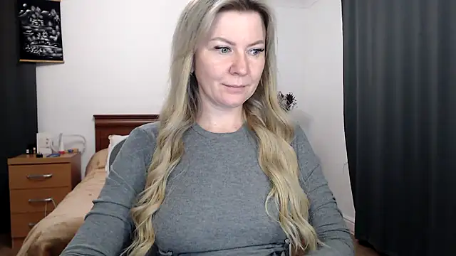 ParadiseAlina's Live XXX Chat