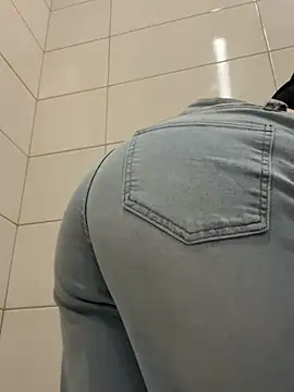 Cumonmme – webcam-show