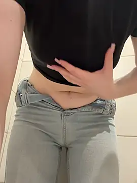 Cumonmme's Webcam Show