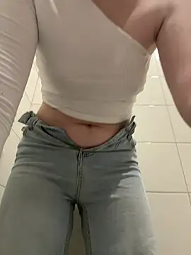 Cumonmme's Webcam Show