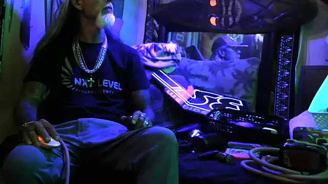 הופעת וובקאם של crassanova