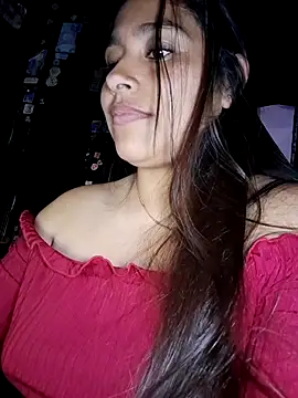 Chat +18 de zairabreze ao vivo
