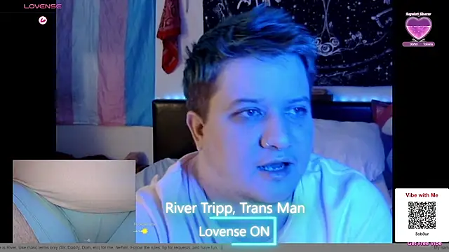 Pertunjukan Kamera Web RiverTripp