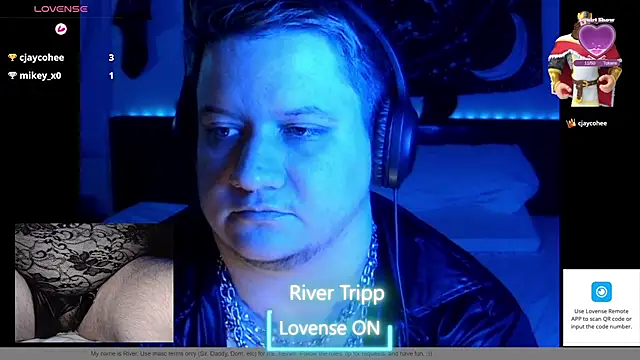 Pertunjukan Kamera Web RiverTripp
