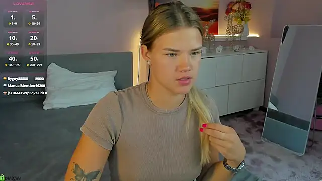 CherryLexi_'s Webcam Show