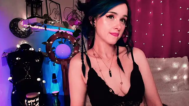Show modela MistressJolie na web-kameri