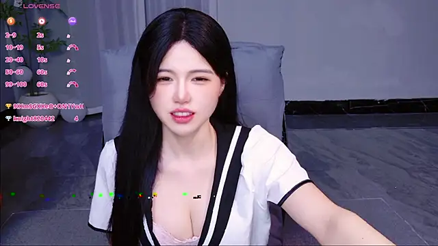 xiaoxun520 Adlı Modelin Canlı XXX Sohbeti