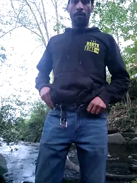 GuyInNY webkamerás műsora