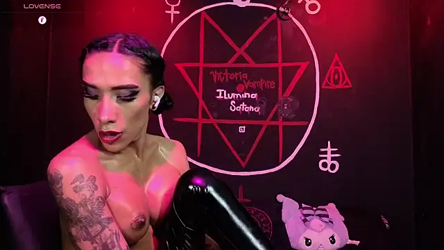 Živý XXX chat Victoriavampire666