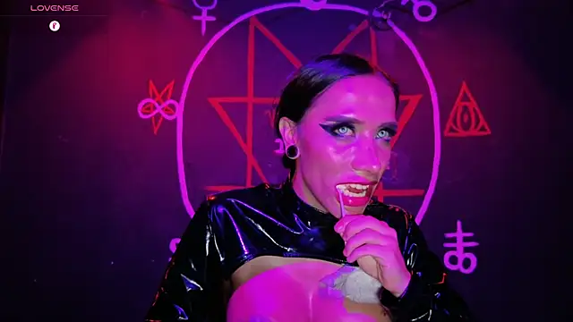 Вебкам-шоу Victoriavampire666