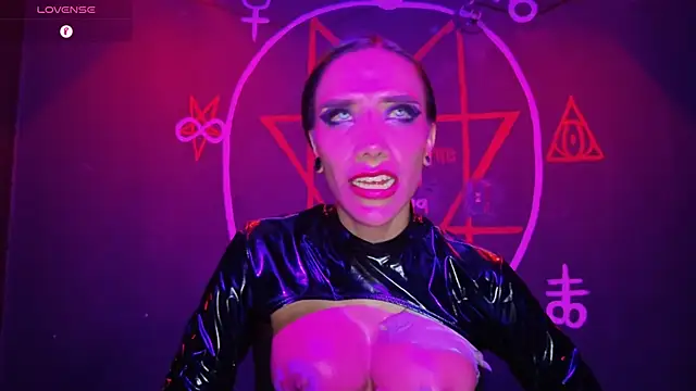Victoriavampire666: вебкам-шоу