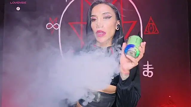Show modela Victoriavampire666 na web-kameri