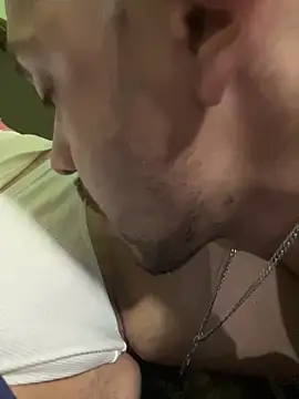 Mark1404 live XXX chat