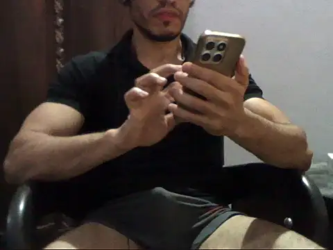 ahmedluxor1's Webcam Show