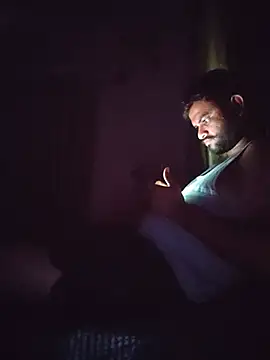 Online__sugardaddy07: διαδικτυακό σόου στην κάμερα