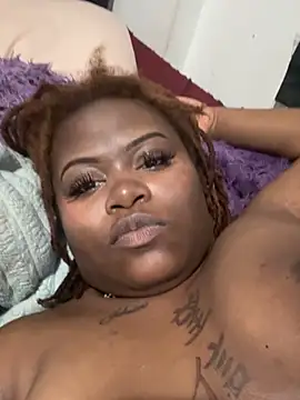 sweetcummer2 Show in webcam