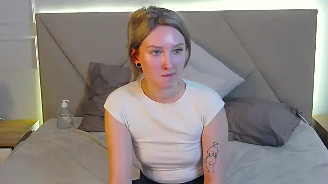MarianeSun's Live XXX Chat