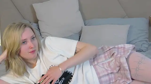 MarianeSun Chat XXX in diretta
