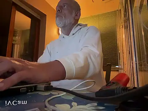 PierPesaroX Webcamshow