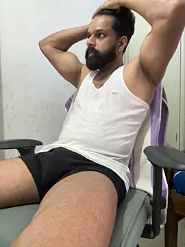Vineeth3906のウェブカメラショー
