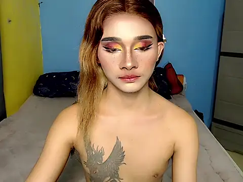 Petite_HugeCock Show Webcam