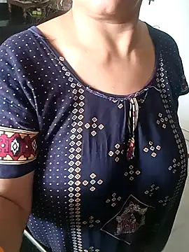 Chat +18 de angel_ridhi ao vivo