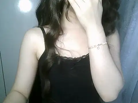 Show modela _Shizukaa_ na web-kameri
