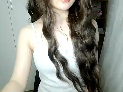 Živá chatovací místnost _Shizukaa_